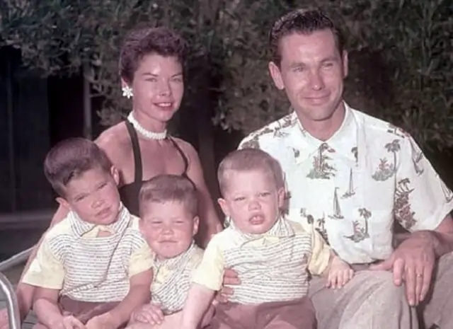 The Untold Story of Jody Morrill Wolcott: Johnny Carson's First Wife - Biography - CelebsMagazine Jody Morrill Wolcott and Johnny Carson